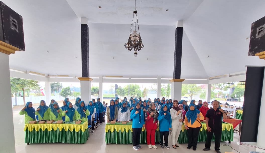 Cegah Jeratan Pinjaman Online Ilegal, BPR Wiradhana Edukasi Ibu Ibu PKK se-Kecamatan Bandarkedungmulyo Jombang